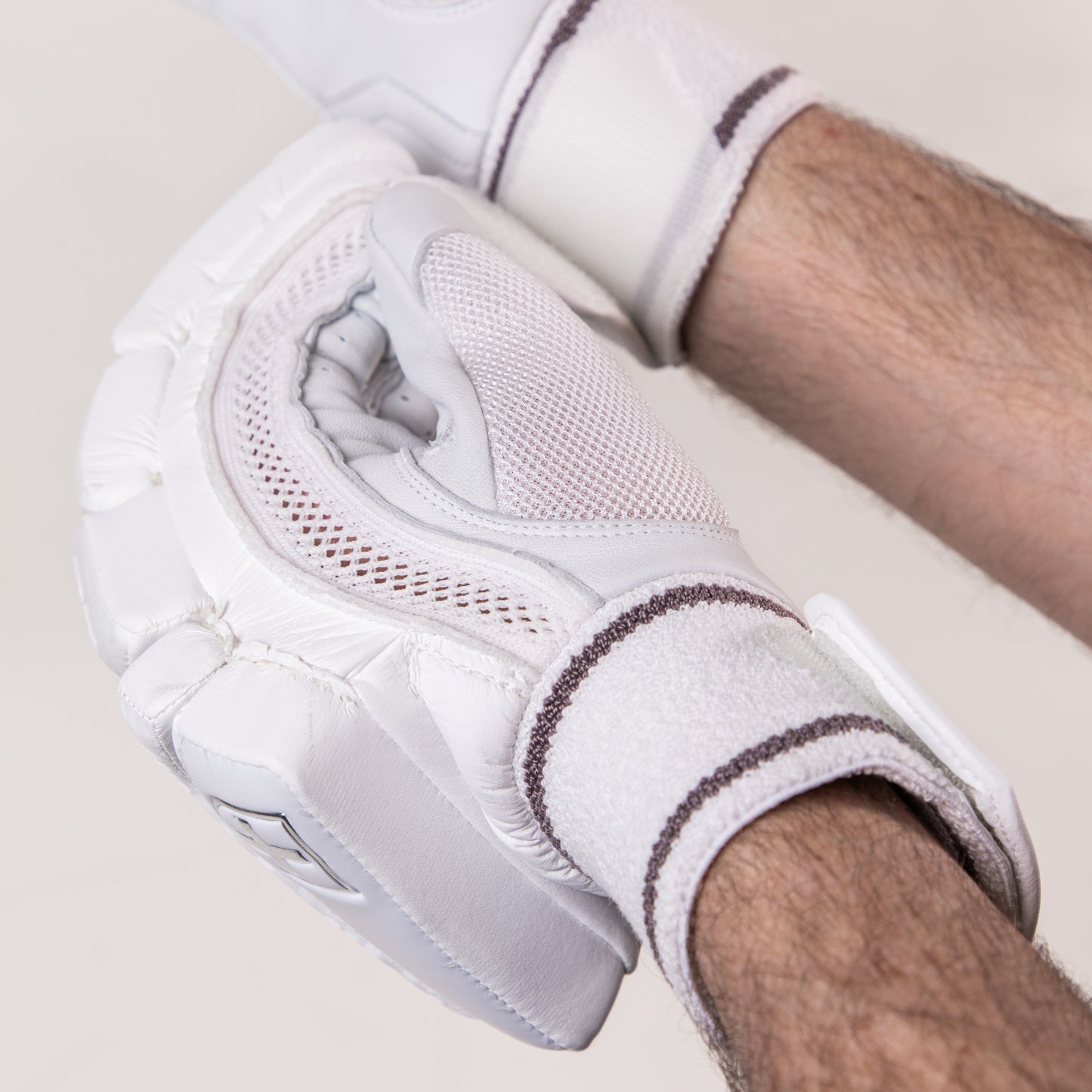 Select Edition Batting Gloves - Youth