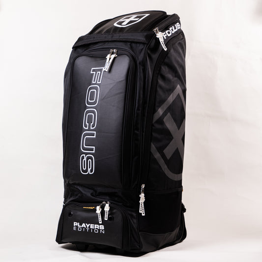 PLAYERS Edition Duffle Wheelie Cricket Bag