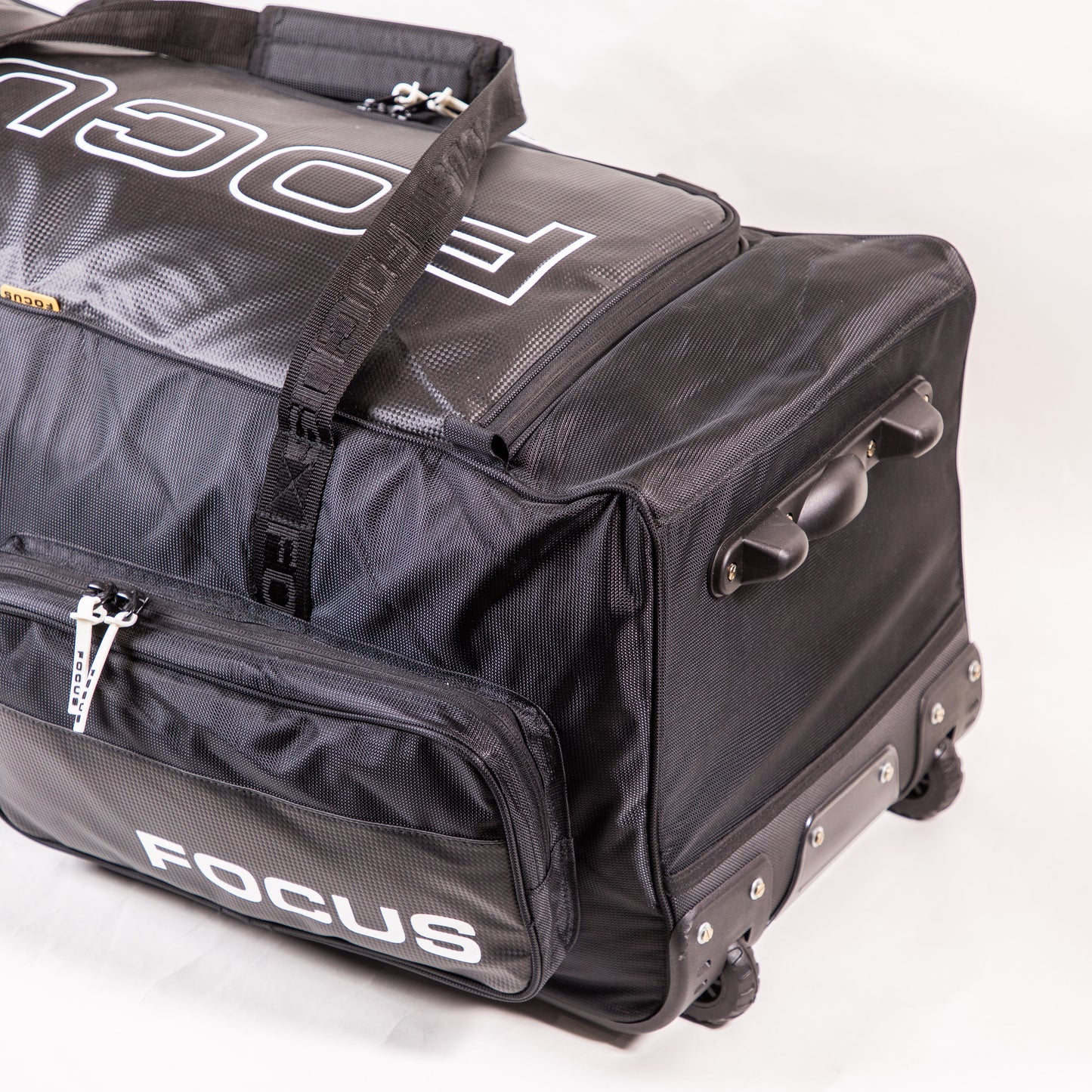 SELECT Edition Wheelie Bag - Black