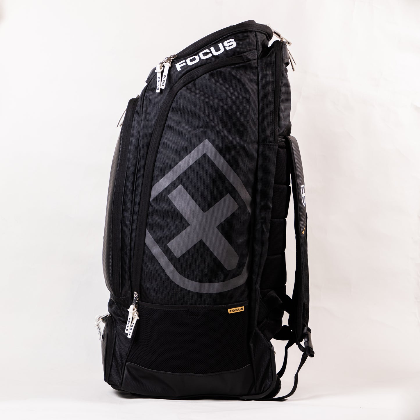 PLAYERS Edition Duffle Wheelie Cricket Bag