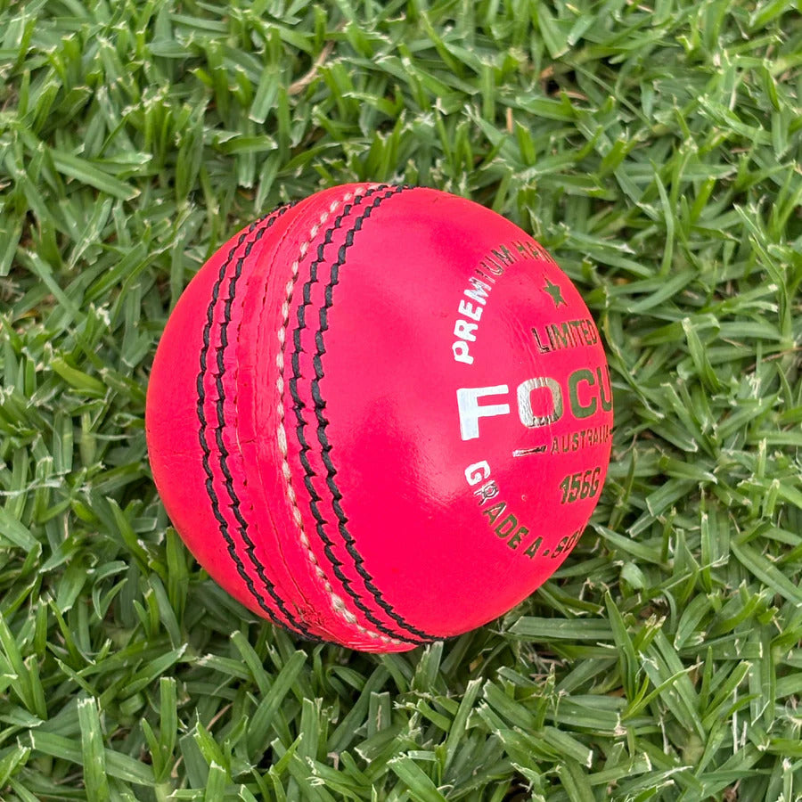 Focus SELECT Series Match Ball Pink 4pc 156g