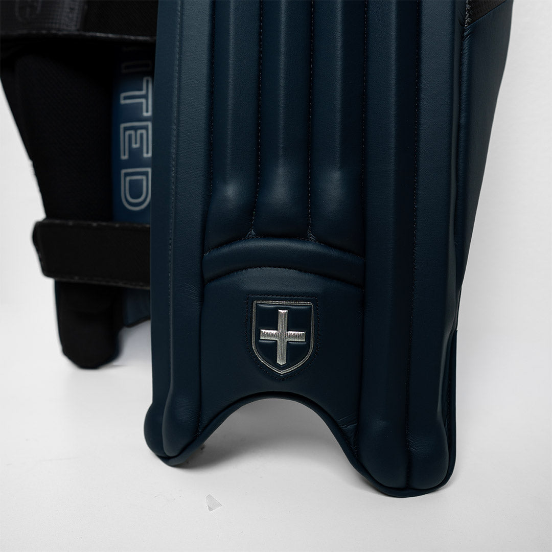 Limited Edition Batting Pads Blue - Adult - RH